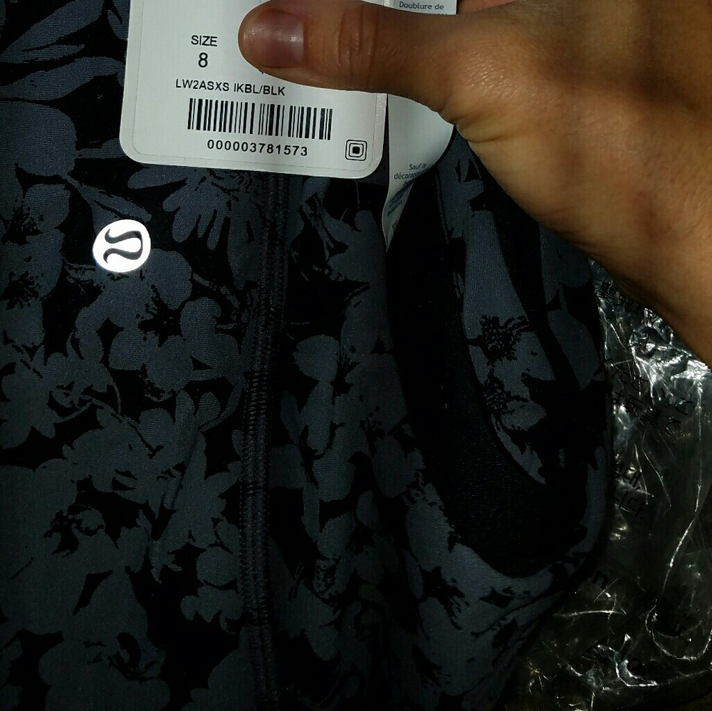 New lululemon rejuvenate bra efflorescent nulu 8 - Picture 4 of 7